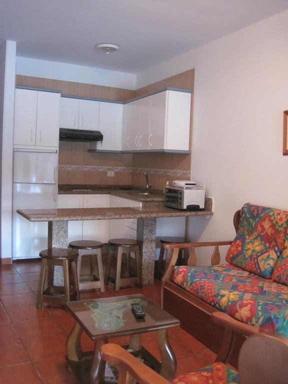 Apartamentos Viviendas Vacacionales Pozo De La Salud Sabinosa Bagian luar foto